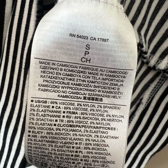 Banana Republic Striped Sleeveless Top - Picture 3 of 7